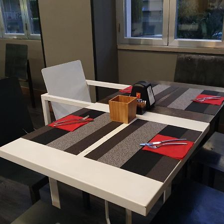 רומא V99 Hotel מראה חיצוני תמונה