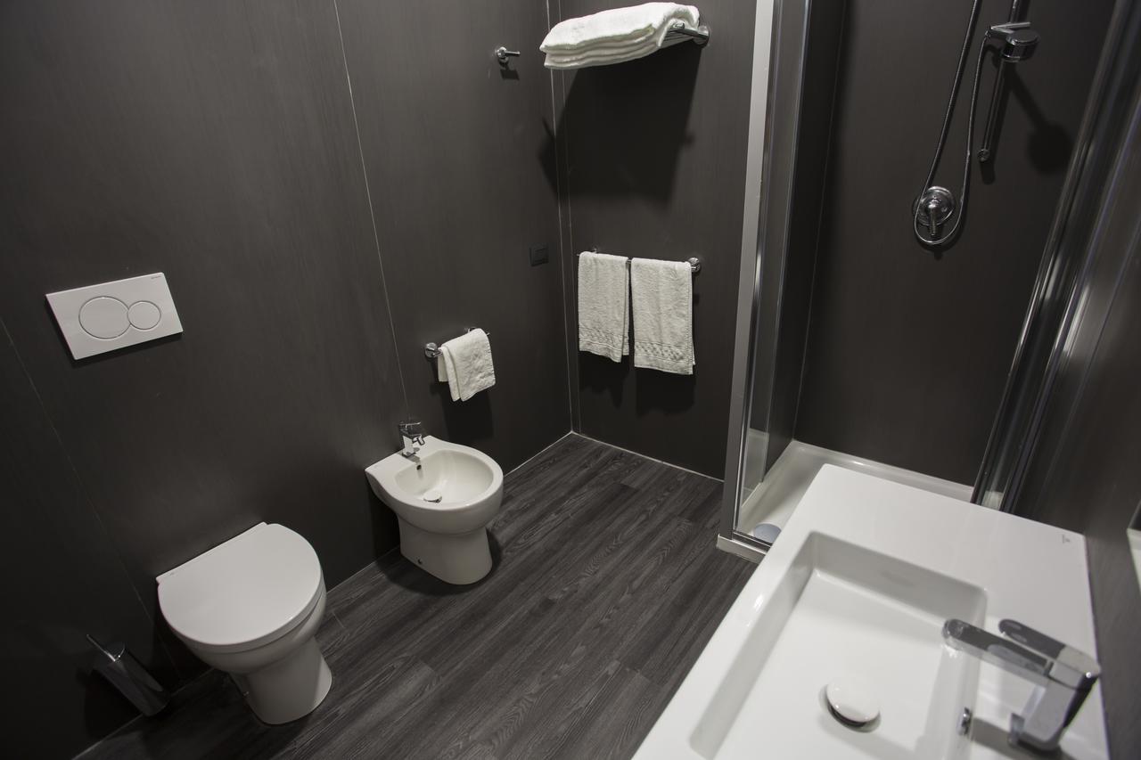 רומא V99 Hotel מראה חיצוני תמונה
