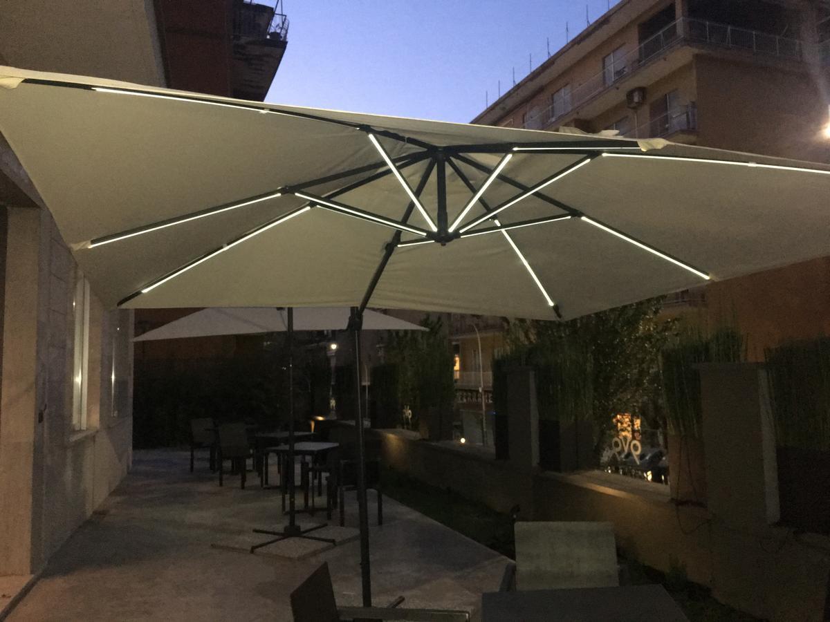 רומא V99 Hotel מראה חיצוני תמונה
