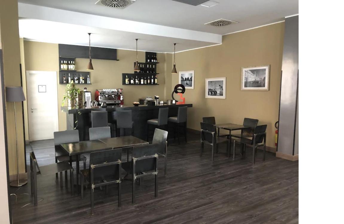 רומא V99 Hotel מראה חיצוני תמונה